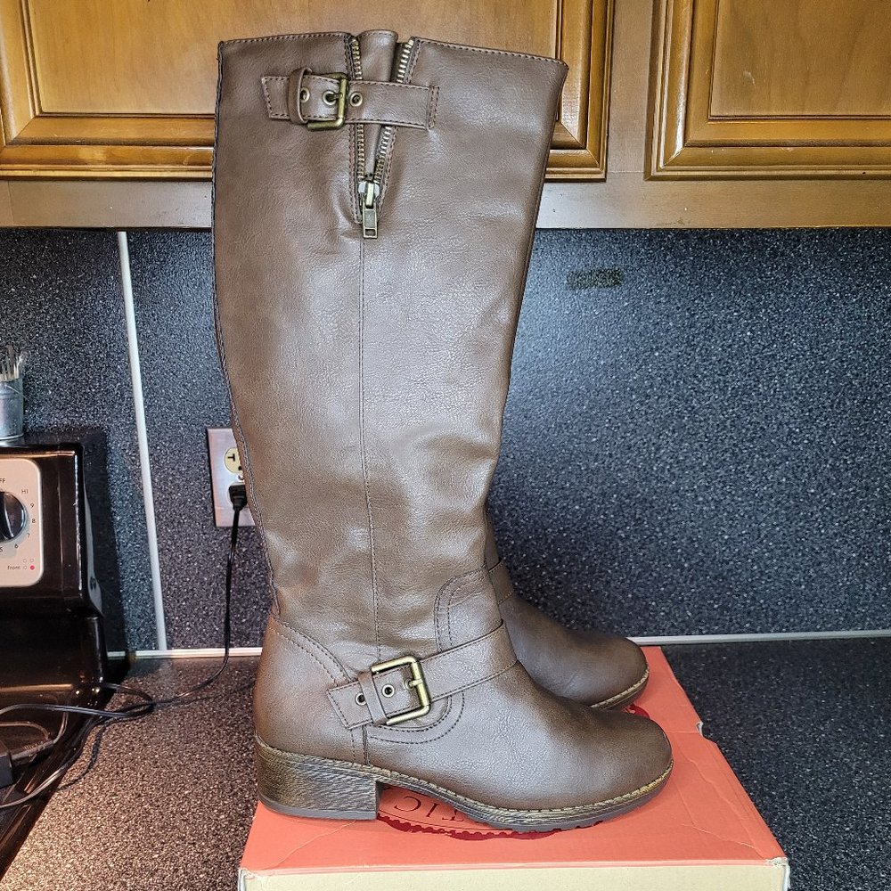SO Women's Dress Boots Size 8 in Brown Style "SOSKI" NIB